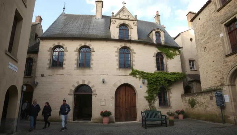 Hôtel-Dieu de Cluny : histoire, visites et informations pratiques
